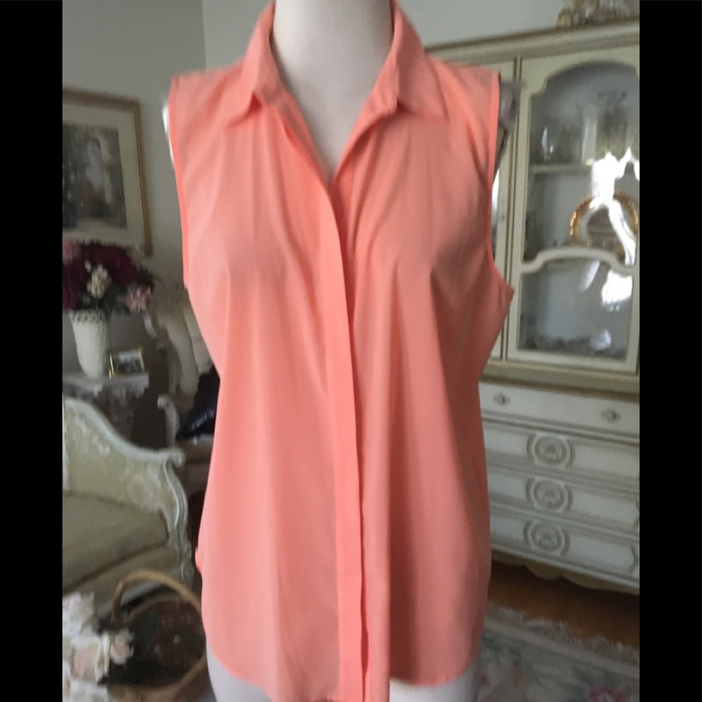 DKNY like new orange sleeveless button down top size L. C:104. 5/26/26